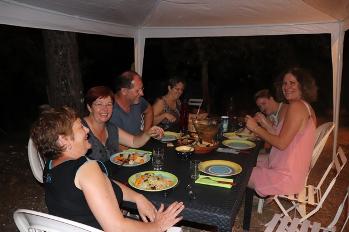 Un repas  convivial lors de ce stage de poterie